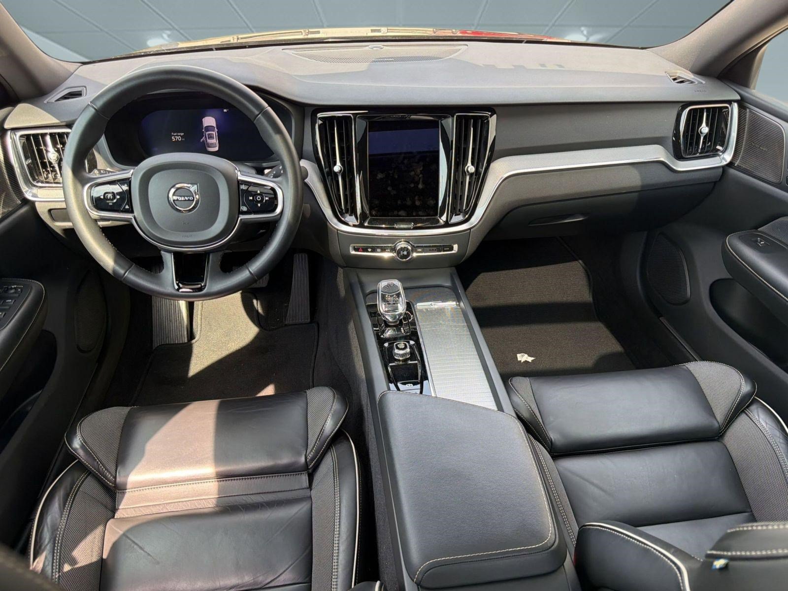 Certified 2024 Volvo S60 B5 Plus FWD image 17