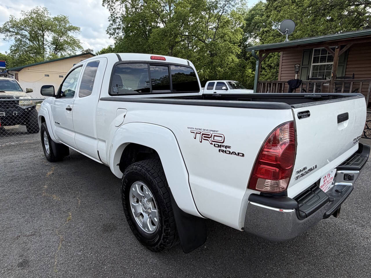 Used 2007 Toyota Tacoma PreRunner RWD image 4
