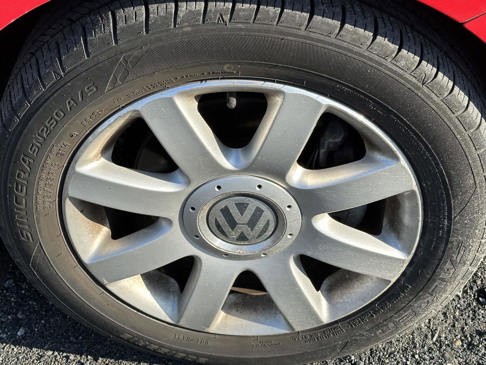 Used 2007 Volkswagen Rabbit 2-Door image 10