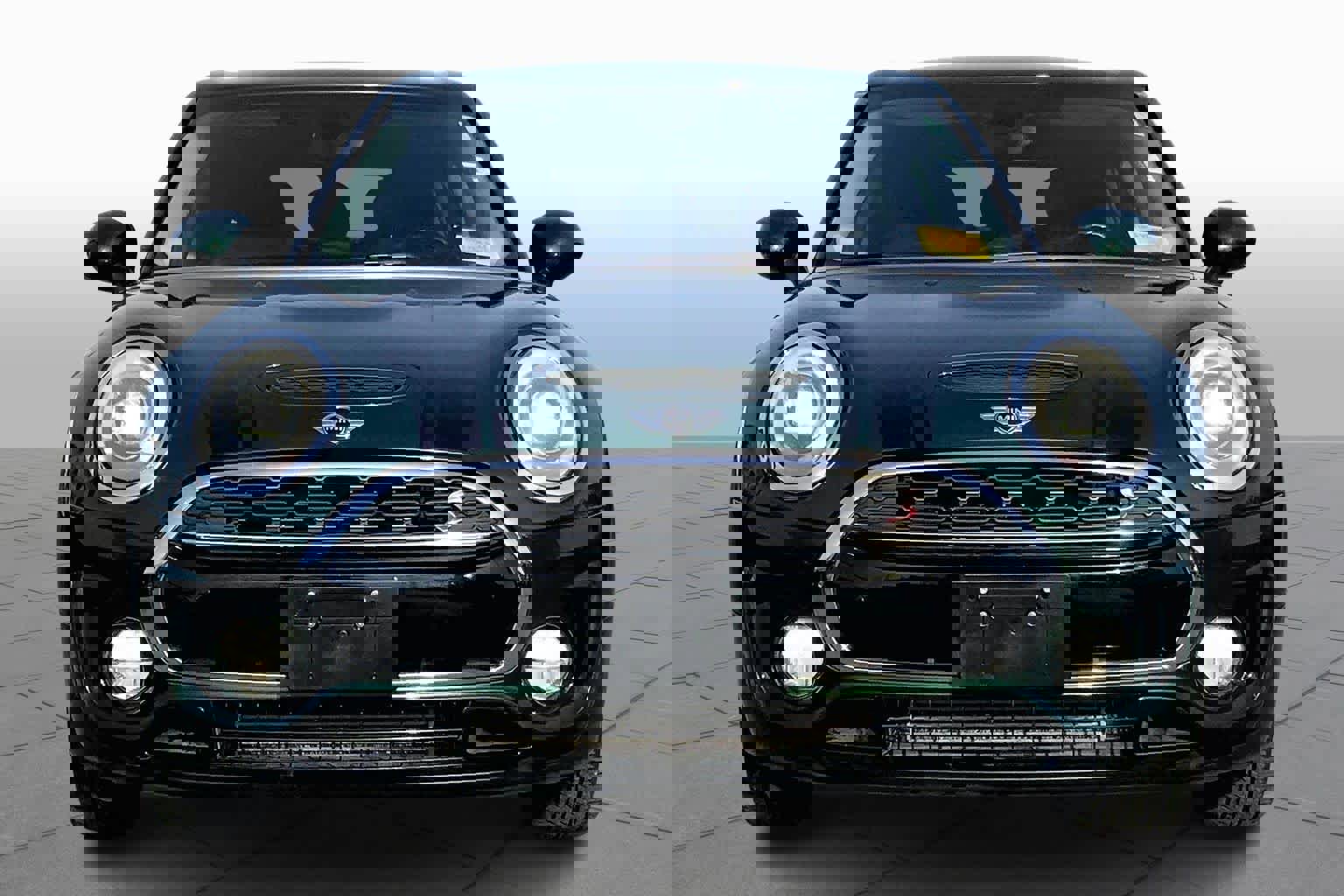 Used 2017 MINI Cooper Clubman S image 3