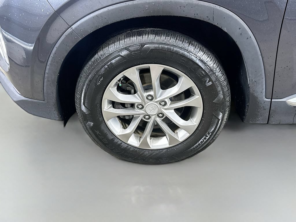 Used 2020 Hyundai Santa Fe SEL FWD image 8