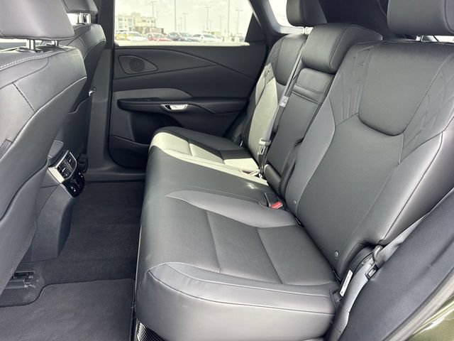 Used 2023 Lexus RX 350h w/ Accessory Package (Z1) AWD/4WD image 23