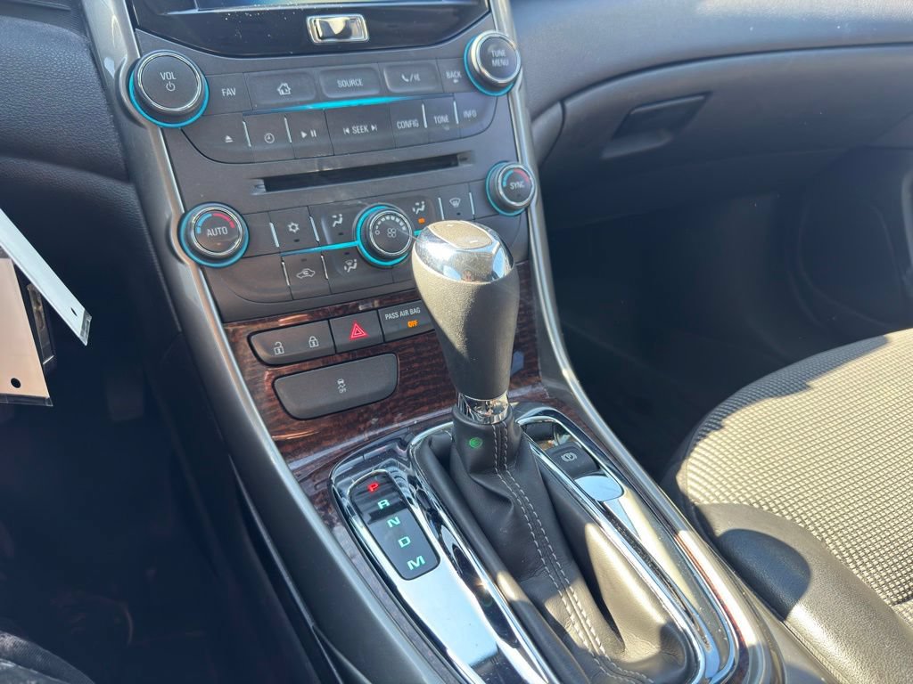Used 2013 Chevrolet Malibu Eco w/ Power Convenience Package FWD image 11