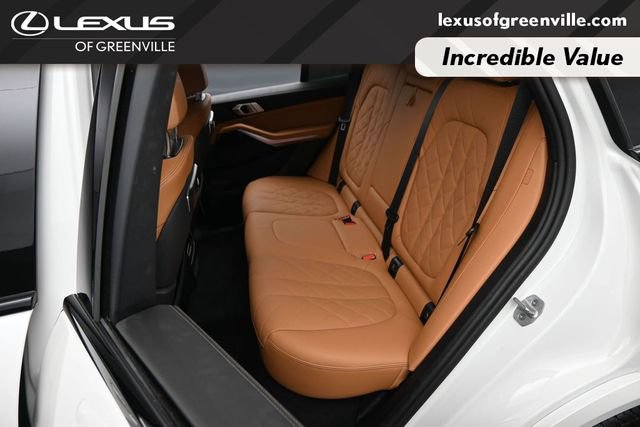 Used 2025 BMW X5 xDrive40i w/ M Sport Package AWD/4WD image 25