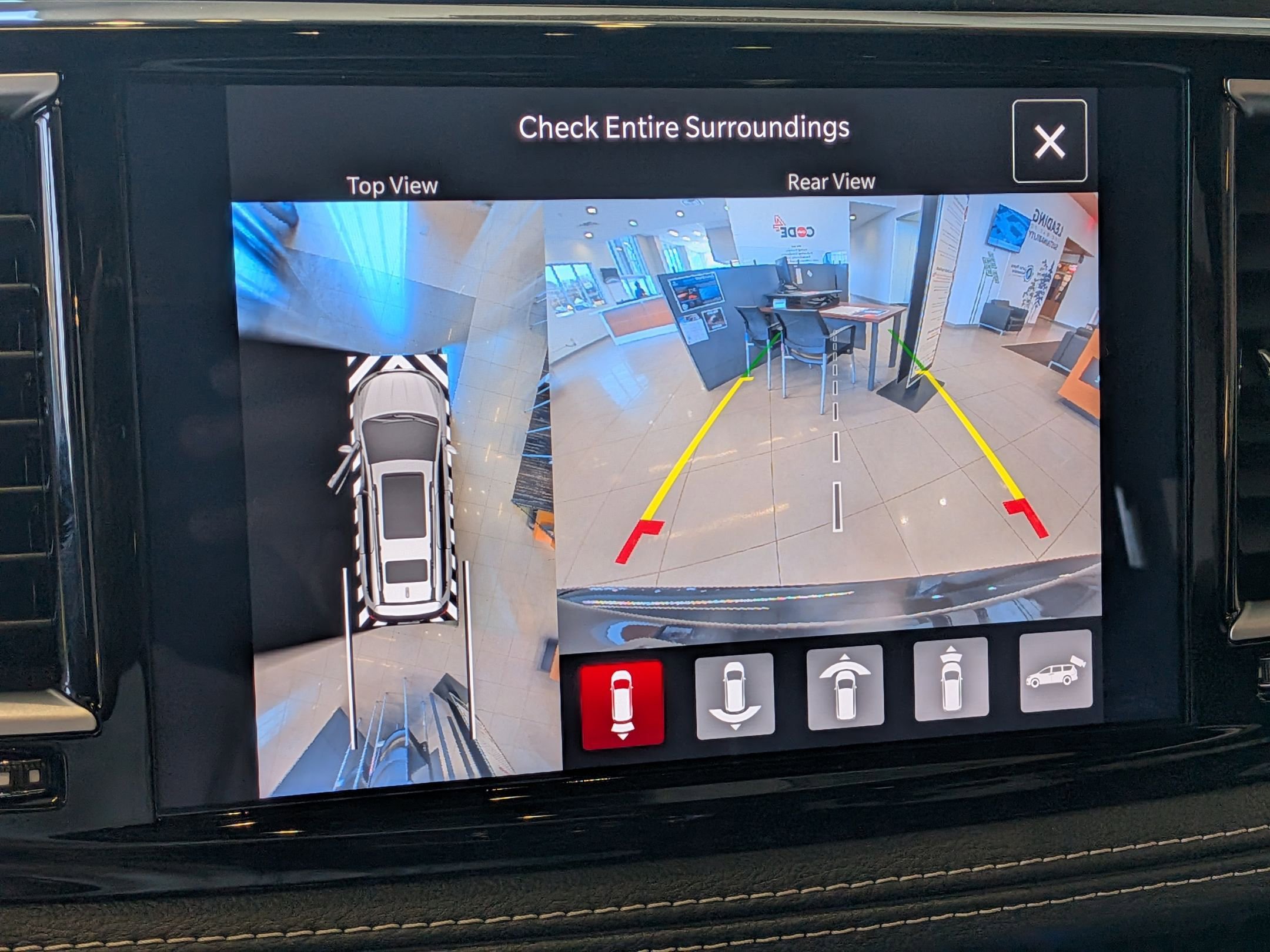 New 2026 Chrysler Pacifica Limited w/ Uconnect Theater Family Group image 20