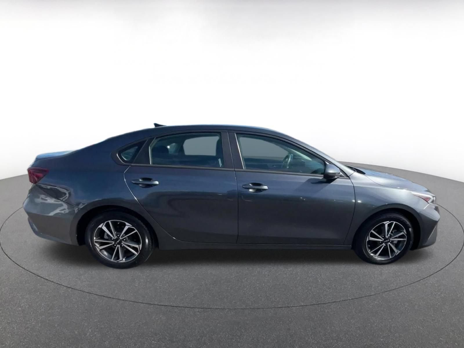 Used 2024 Kia Forte LXS FWD image 15