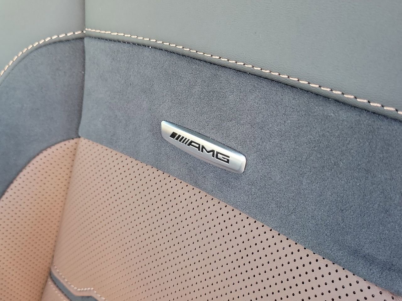 New 2026 Mercedes-Benz GLE 63 AMG S image 25