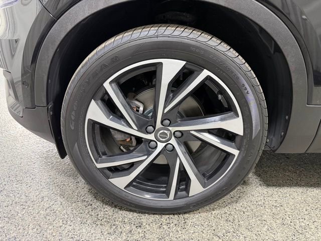 Used 2019 Volvo XC40 T5 R-Design image 30