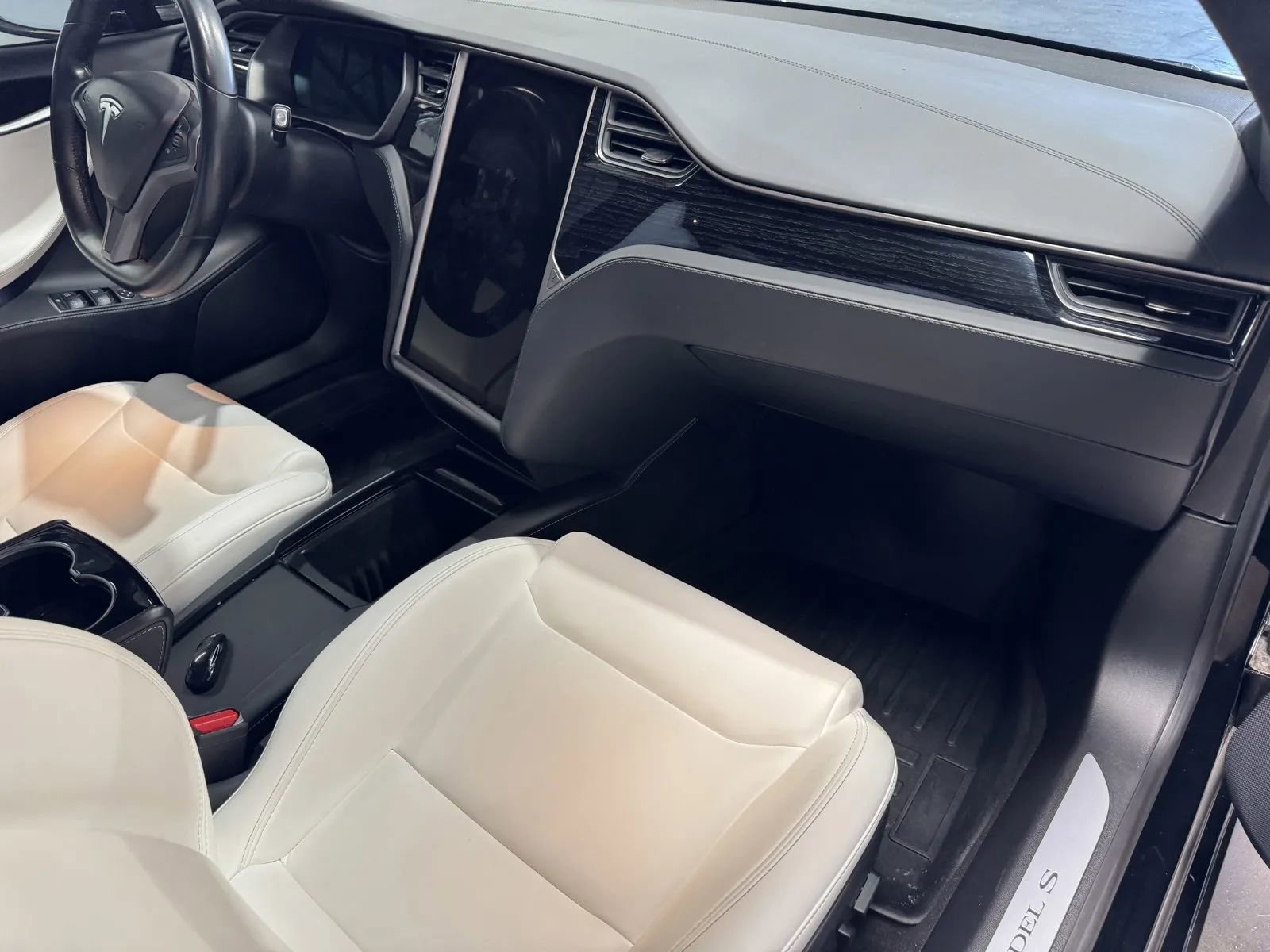 Used 2021 Tesla Model S Long Range Plus image 5