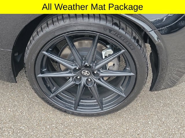 Used 2026 Toyota GR86 Premium w/ ALL Weather Mat Package (TMS) RWD image 7