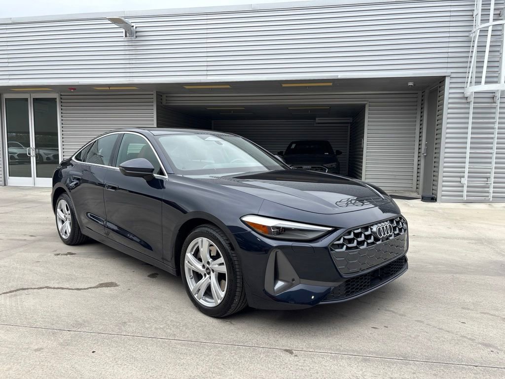 Used 2025 Audi A5 2.0T Premium w/ Convenience Package AWD/4WD image 3