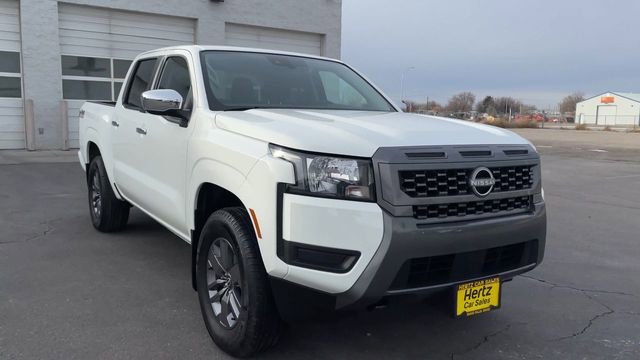 Used 2025 Nissan Frontier SV image 4