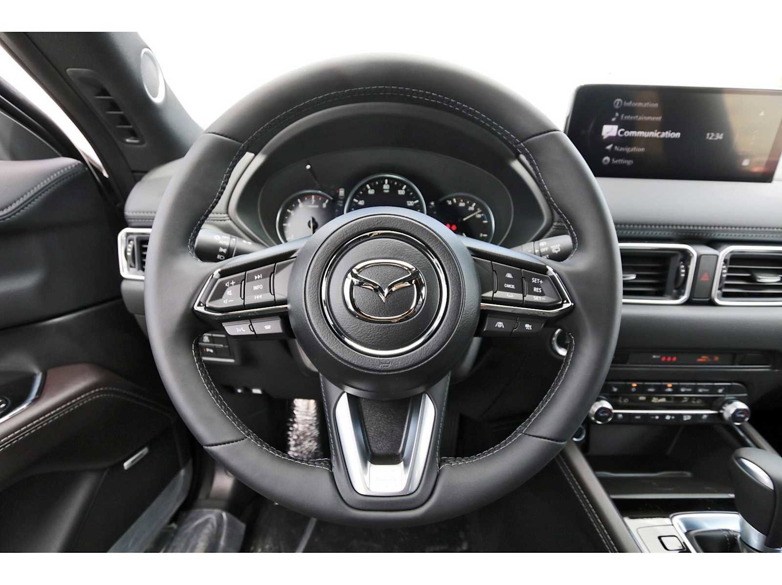 New 2025 MAZDA CX-5 Signature image 10