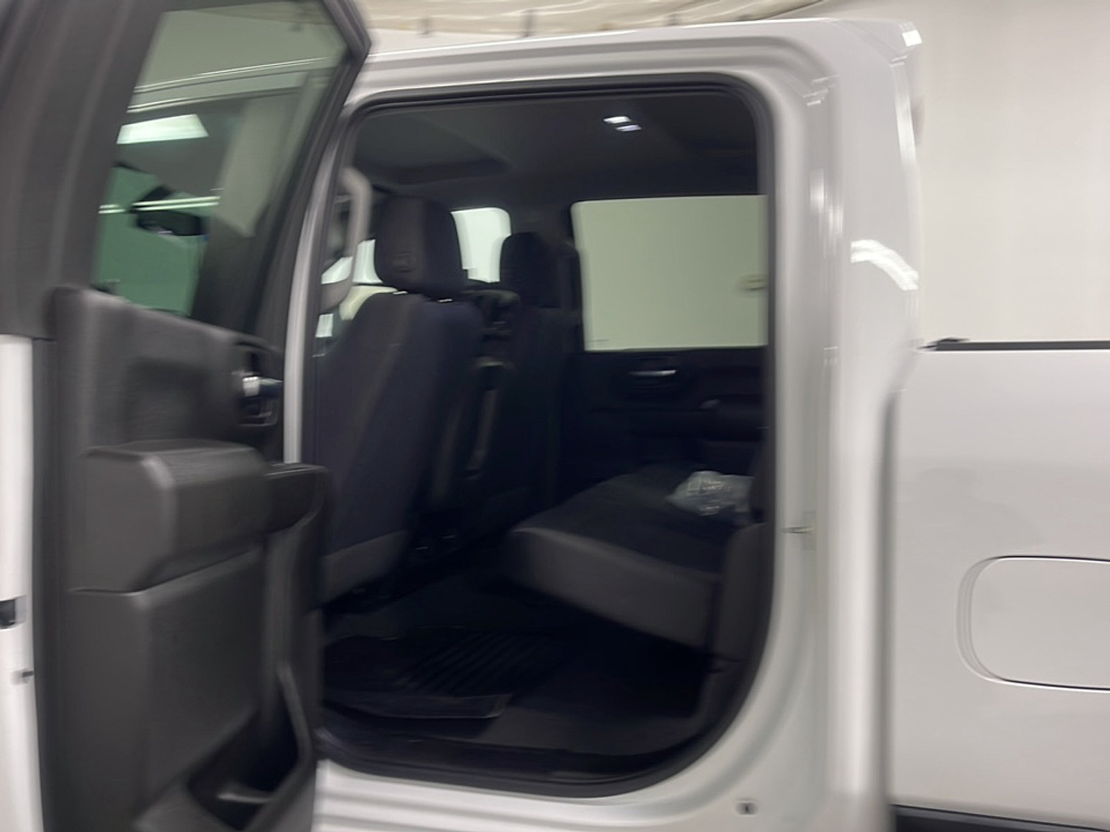 Used 2023 Chevrolet Silverado 2500 Custom w/ Custom Convenience Package AWD/4WD image 13