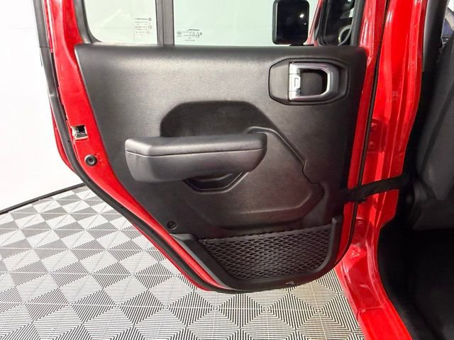 Used 2024 Jeep Wrangler Willys image 26