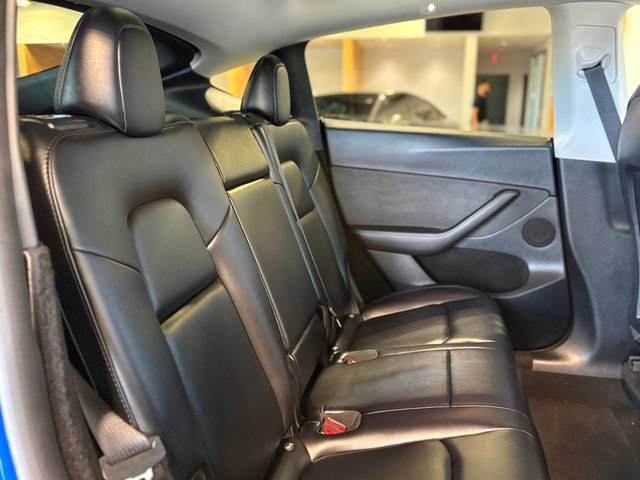 Used 2023 Tesla Model Y Performance image 23