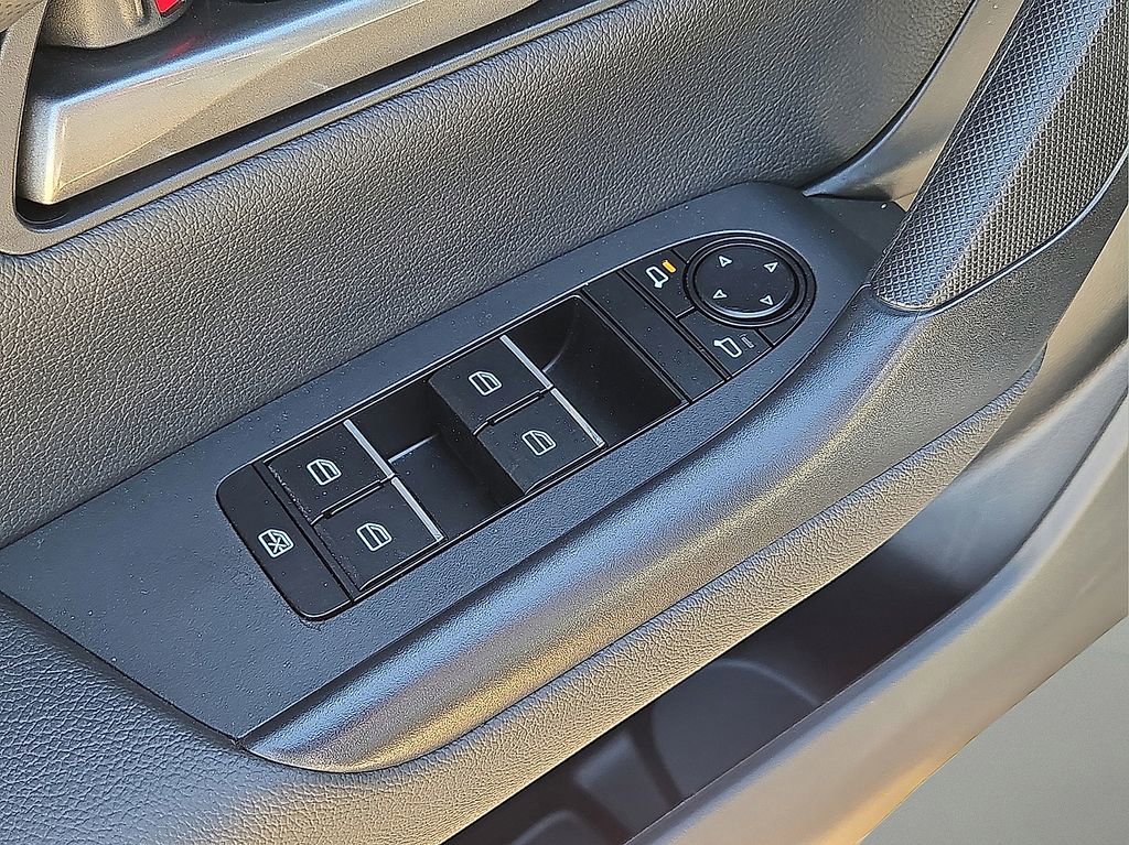 Used 2024 MAZDA CX-50 AWD 2.5 S w/ Cargo Package image 24