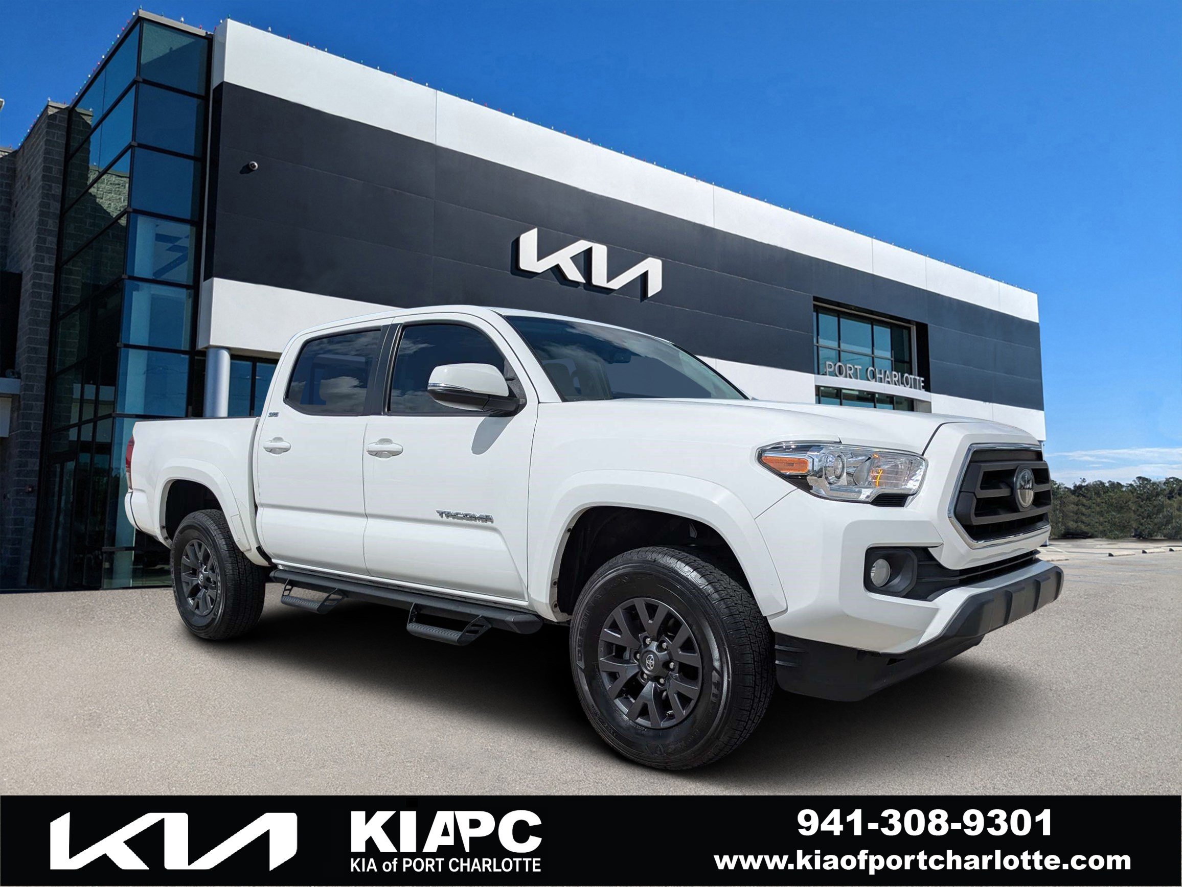 Used 2022 Toyota Tacoma SR5 w/ Technology Package