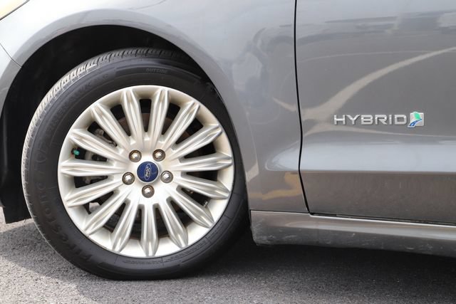 Used 2015 Ford Fusion SE w/ Equipment Group 502A FWD image 2