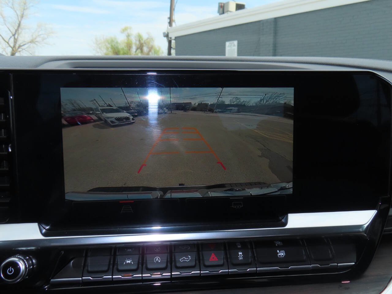 Used 2025 GMC Sierra 1500 SLT AWD/4WD image 47