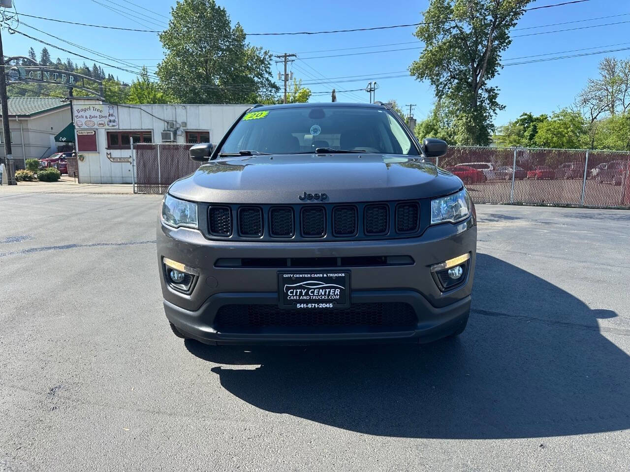 Used 2020 Jeep Compass Latitude image 3