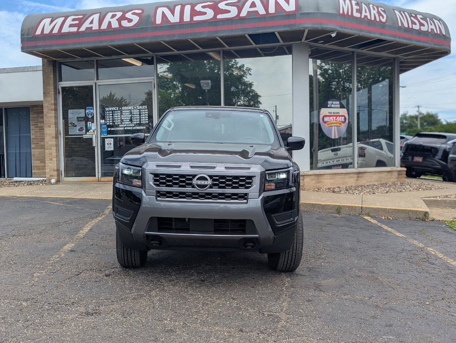 New 2026 Nissan Frontier SV w/ Tow Package AWD/4WD image 3