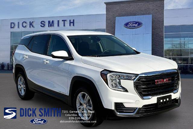 Used 2024 GMC Terrain SLE FWD image 3