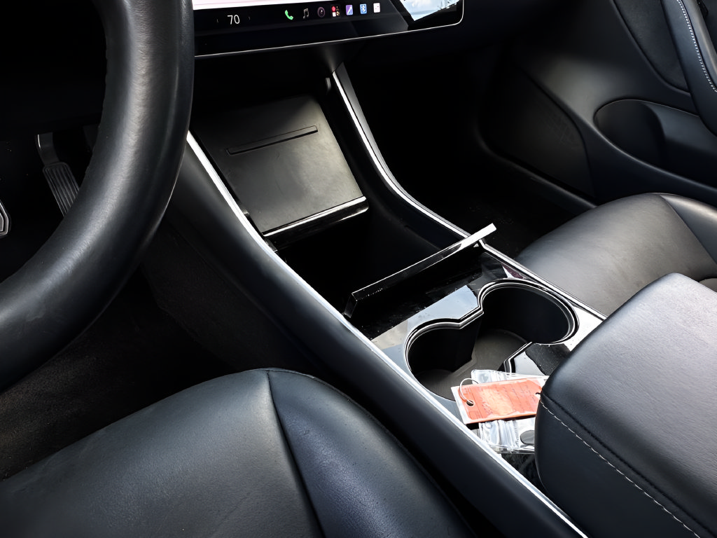 Used 2018 Tesla Model 3 Long Range AWD/4WD image 11