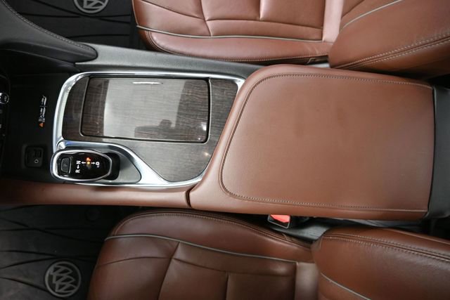 Used 2021 Buick Enclave Avenir w/ Avenir Technology Package image 36