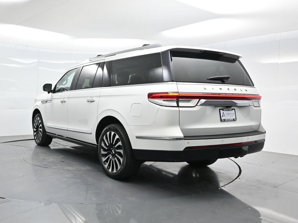 Used 2023 Lincoln Navigator L Black Label AWD/4WD image 5