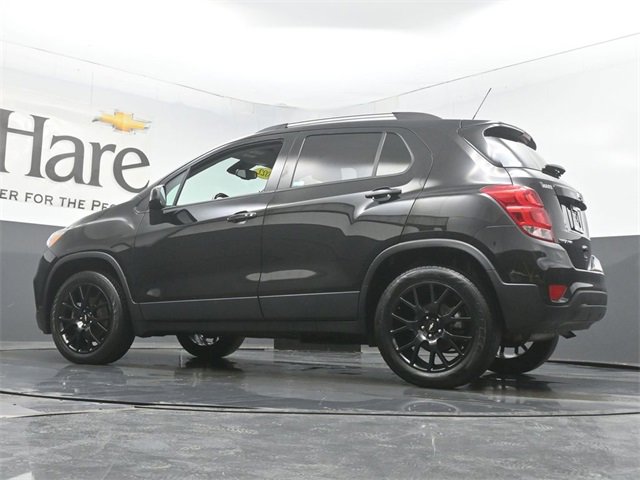 Used 2022 Chevrolet Trax LT w/ Midnight Edition image 54