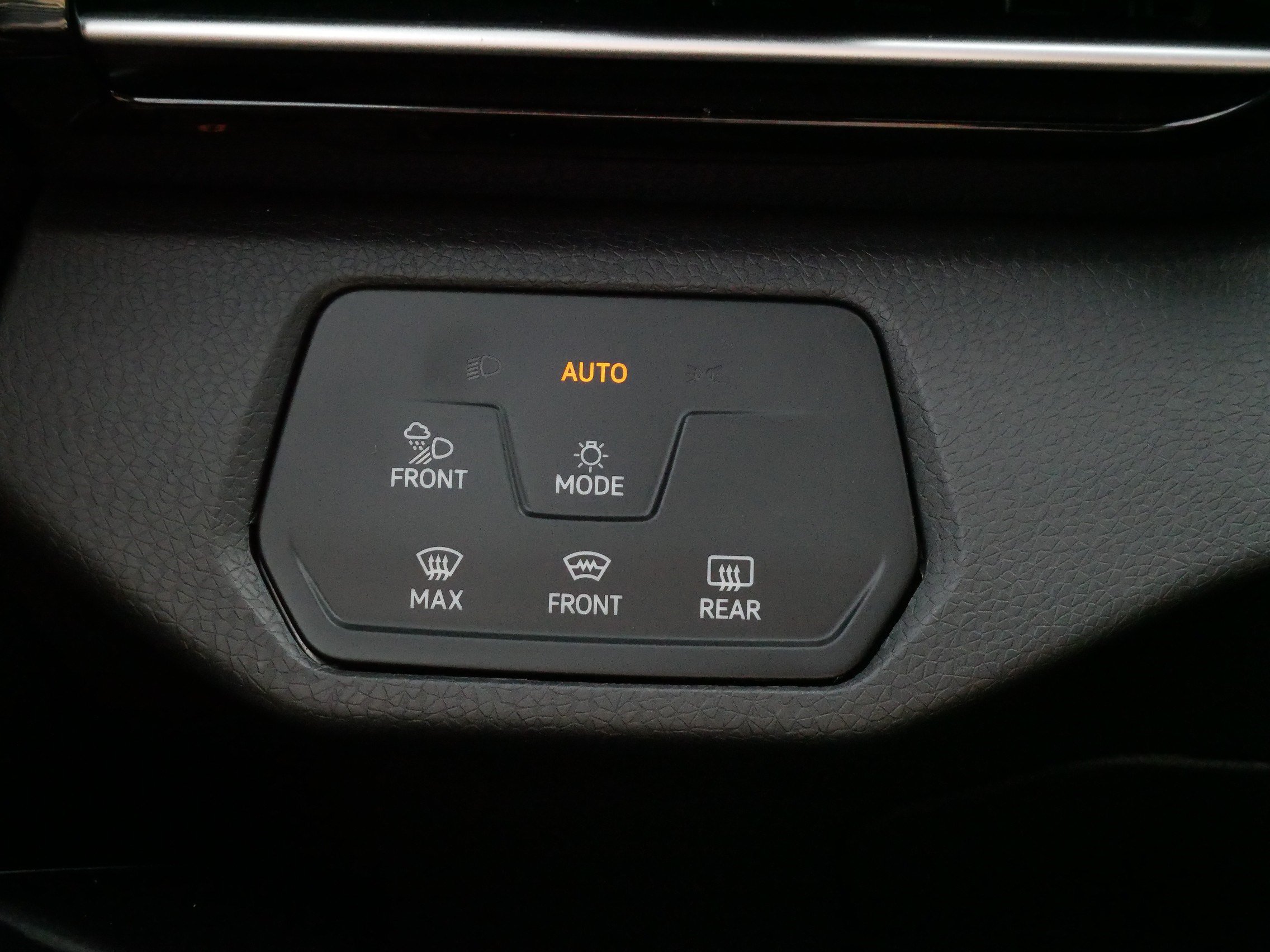 Certified 2023 Volkswagen ID.4 Pro S AWD/4WD image 26