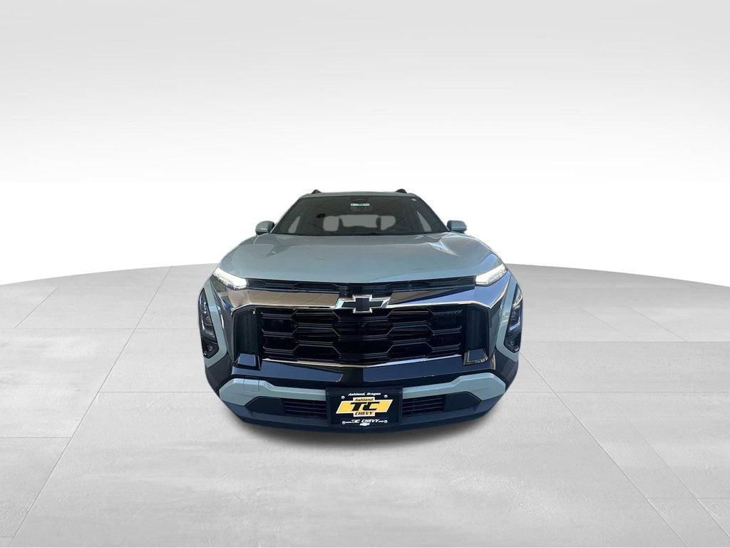 New 2026 Chevrolet Equinox ACTIV w/ Convenience Package III image 3