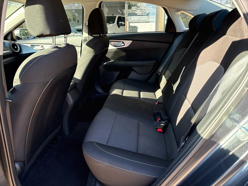 Used 2023 Kia Forte LXS image 18