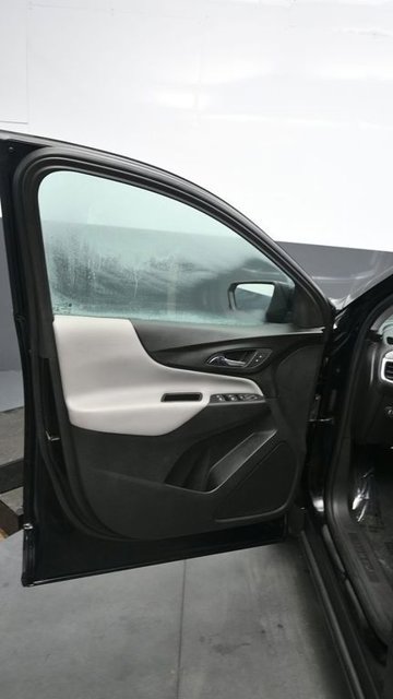 Used 2022 Chevrolet Equinox LT FWD image 10