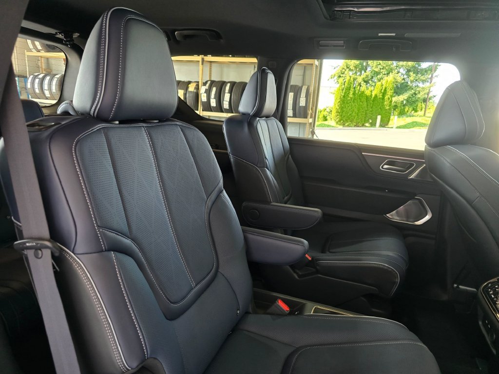 New 2027 INFINITI QX80 Sensory w/ Sport Exterior Package AWD/4WD image 29