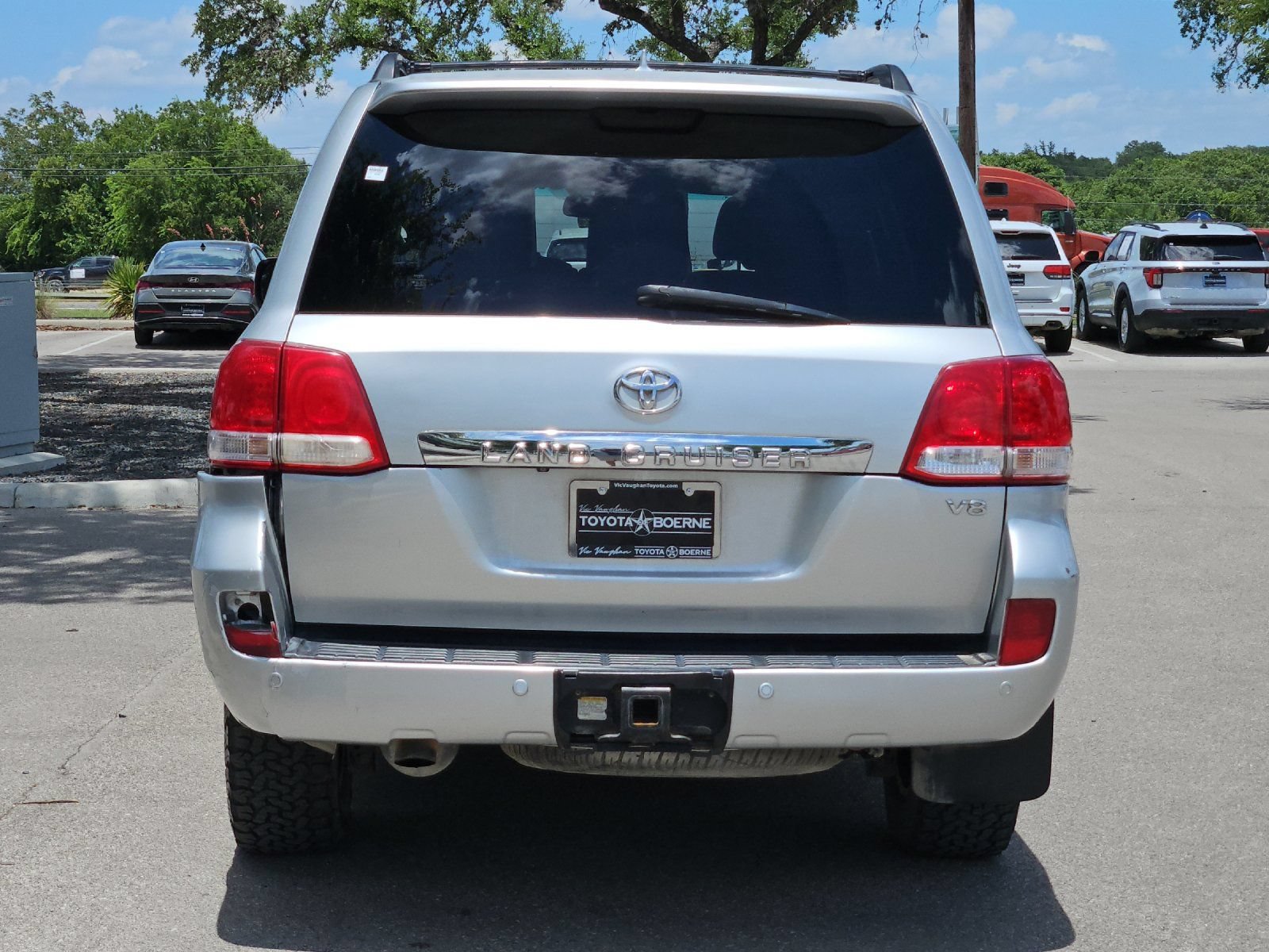 Used 2011 Toyota Land Cruiser w/ Upgrade Pkg AWD/4WD image 4