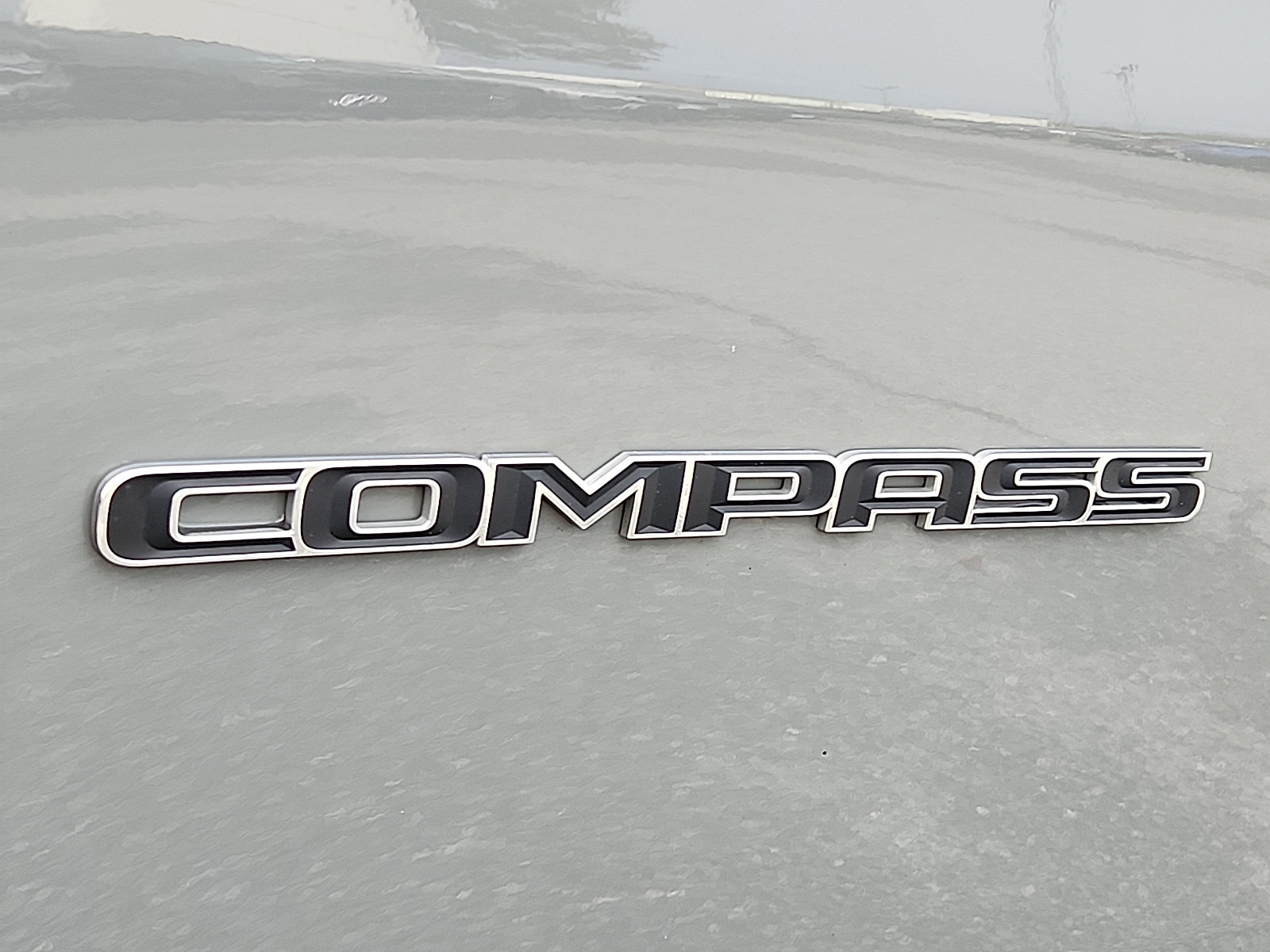 Used 2023 Jeep Compass Latitude AWD/4WD image 30