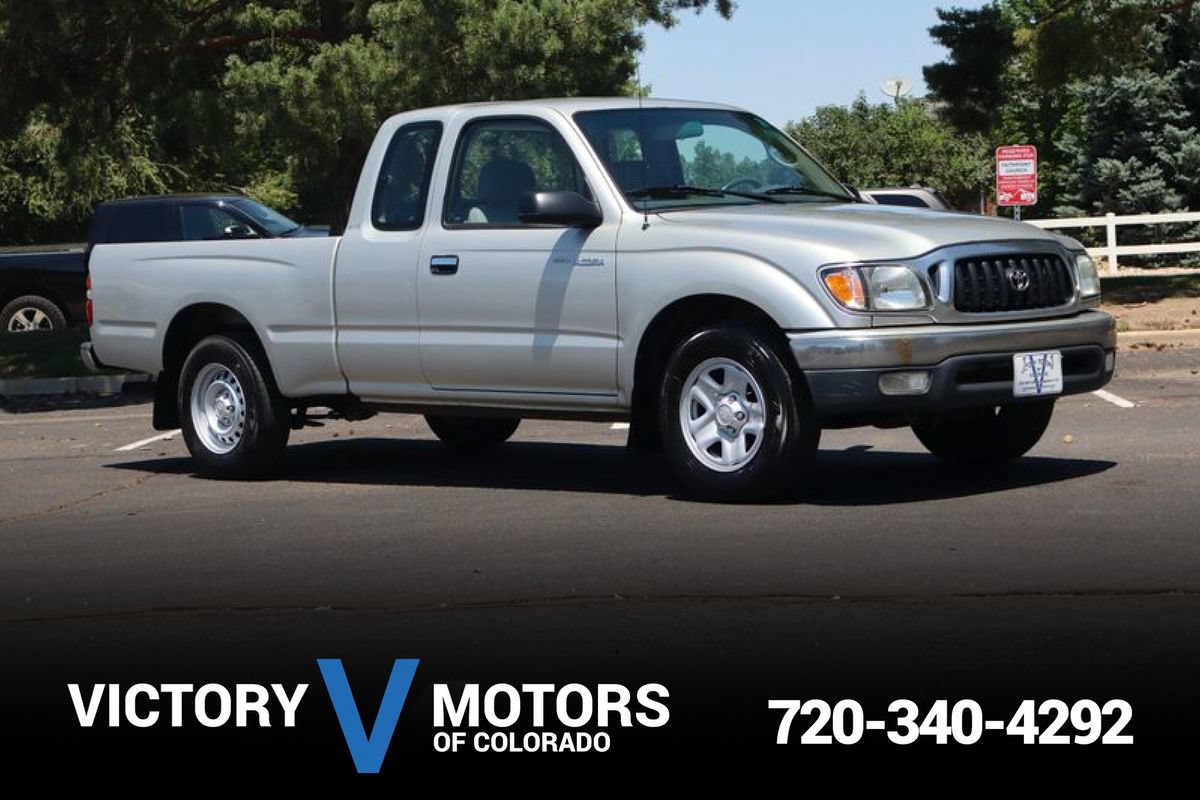 Used 2002 Toyota Tacoma 2WD Xtracab w/ SR5 Pkg w/ Chrome Pkg image 1