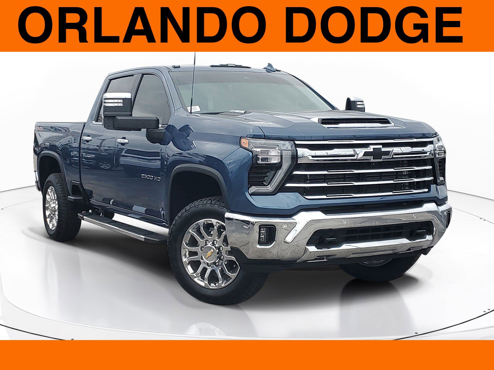 Used 2025 Chevrolet Silverado 2500 LTZ w/ LTZ Premium Package image 1