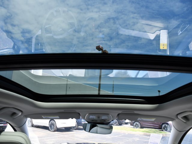 New 2026 Volvo XC60 T8 Ultra w/ Protection Package Premier image 27
