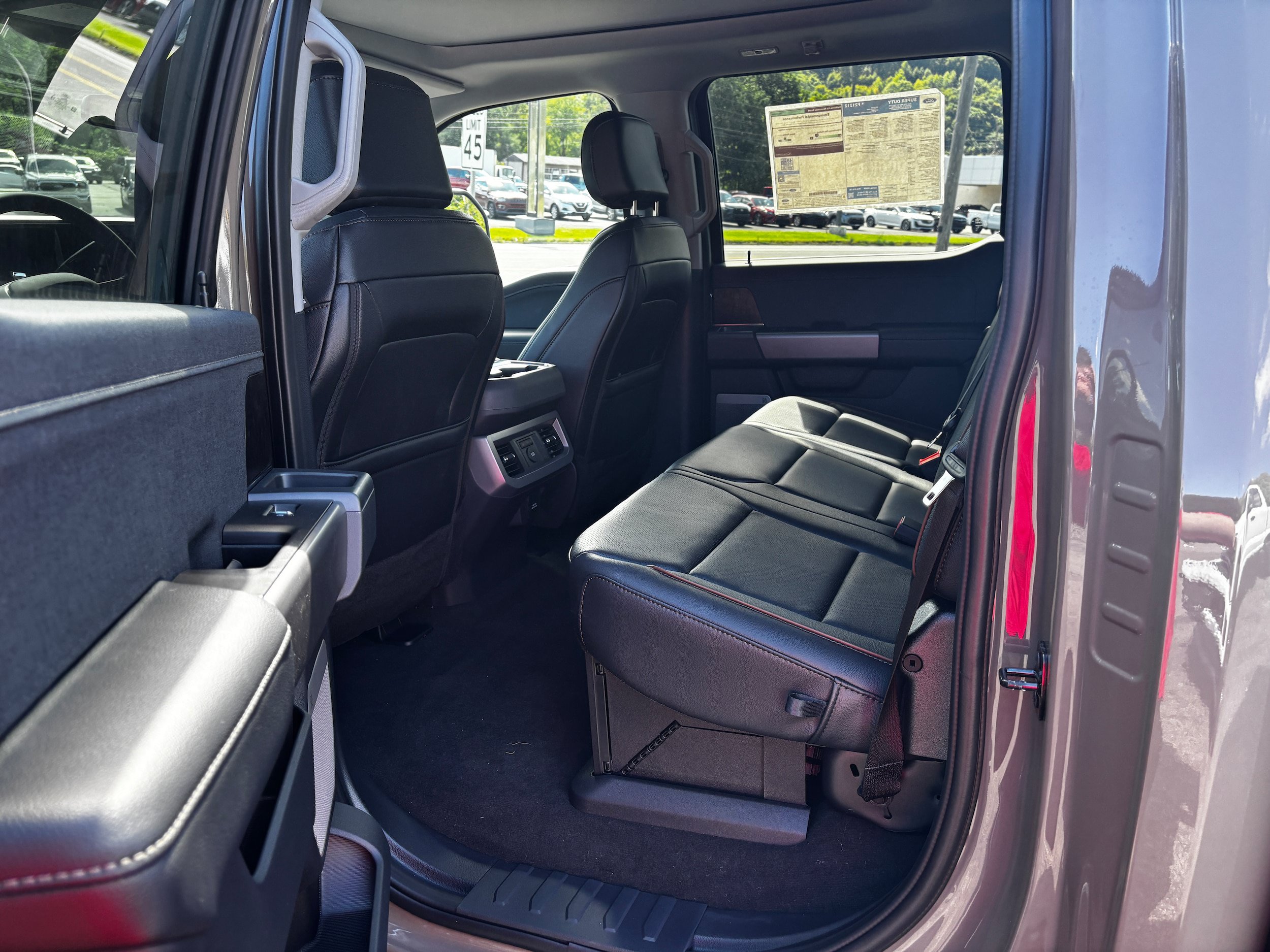 New 2026 Ford F250 Lariat w/ Lariat Premium Package AWD/4WD image 11
