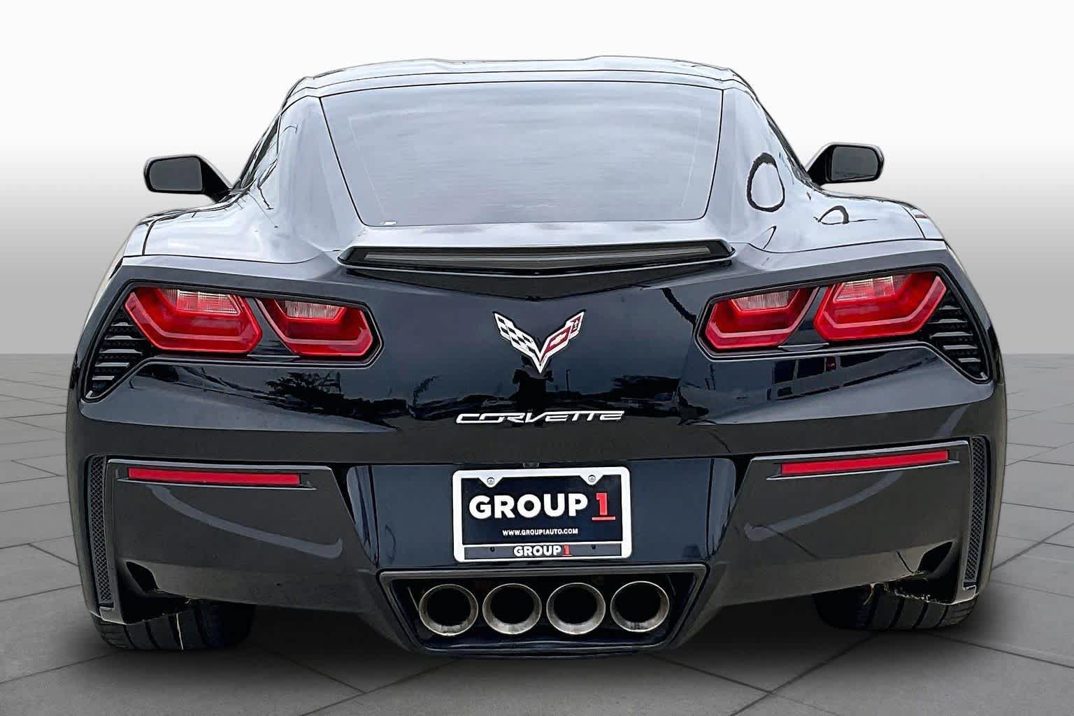 Used 2016 Chevrolet Corvette Stingray Coupe RWD image 5