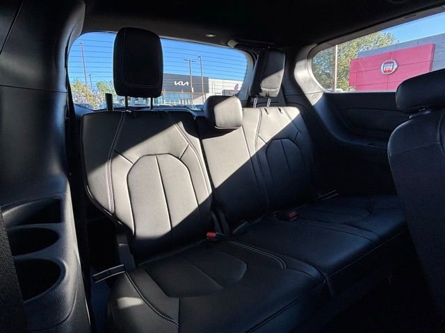 New 2026 Chrysler Pacifica Select image 9
