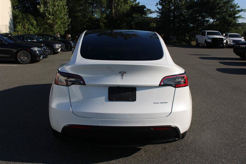 Used 2022 Tesla Model Y Long Range AWD/4WD image 6