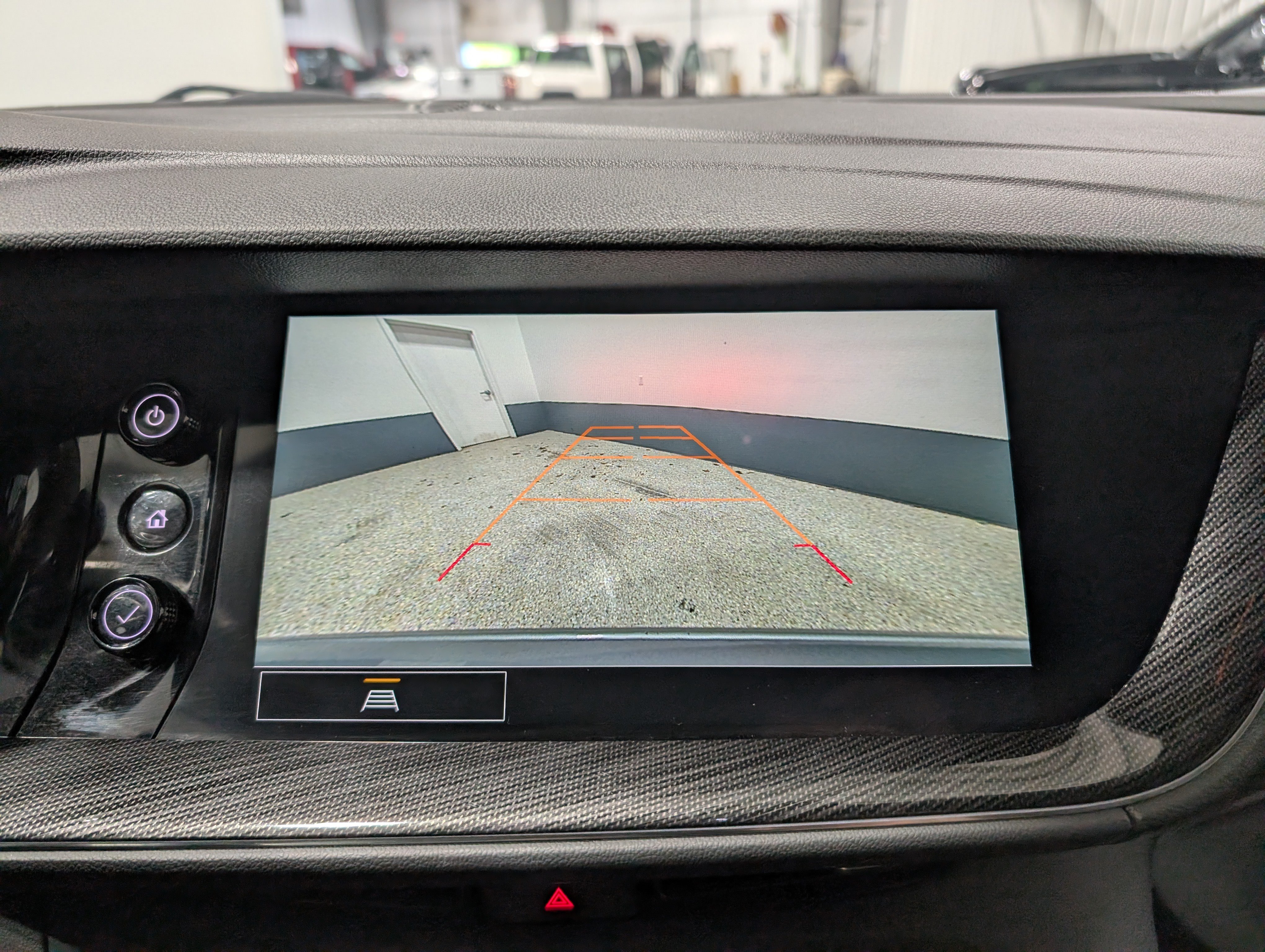 Used 2023 Buick Envision Essence AWD/4WD image 23