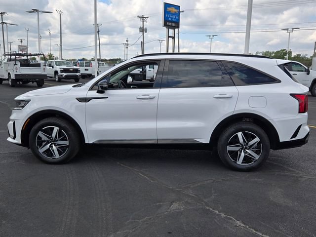 Used 2023 Kia Sorento S w/ Panoramic Sunroof Package image 6