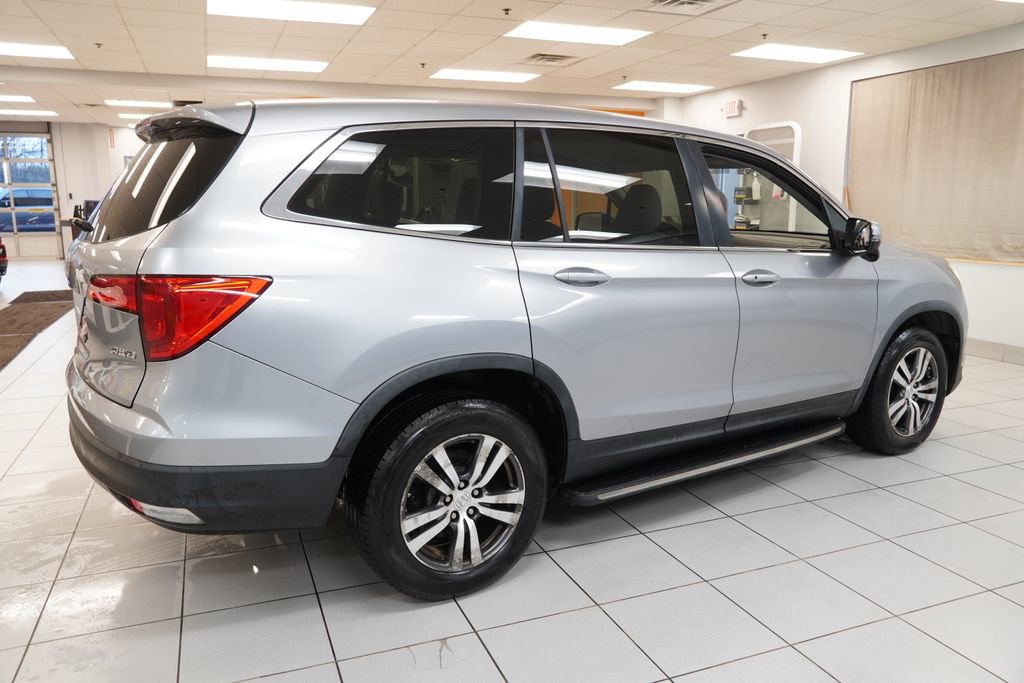 Used 2016 Honda Pilot EX image 11