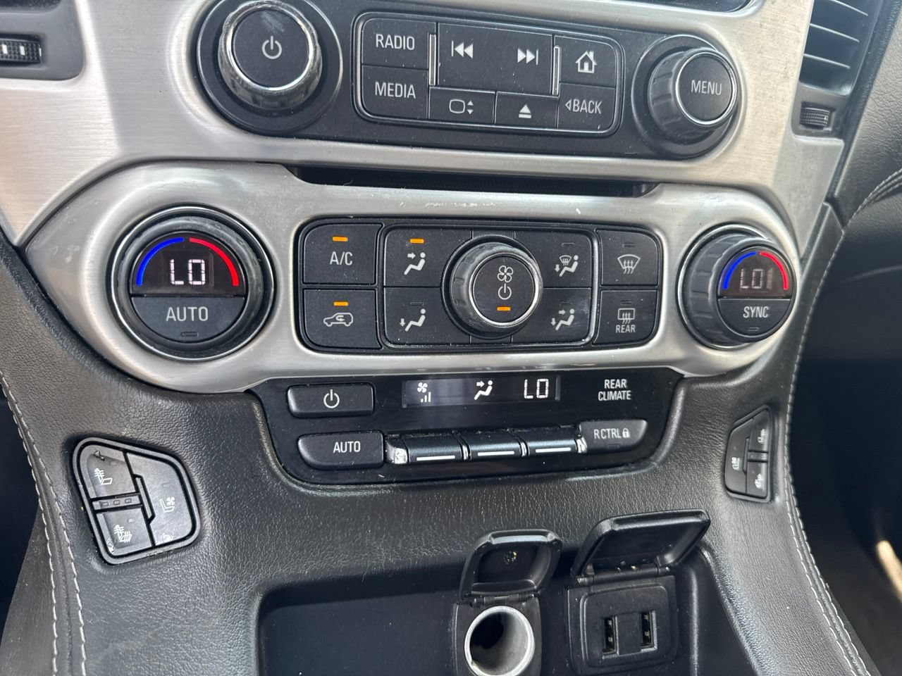 Used 2019 GMC Yukon SLT w/ Open Road Package RWD image 13