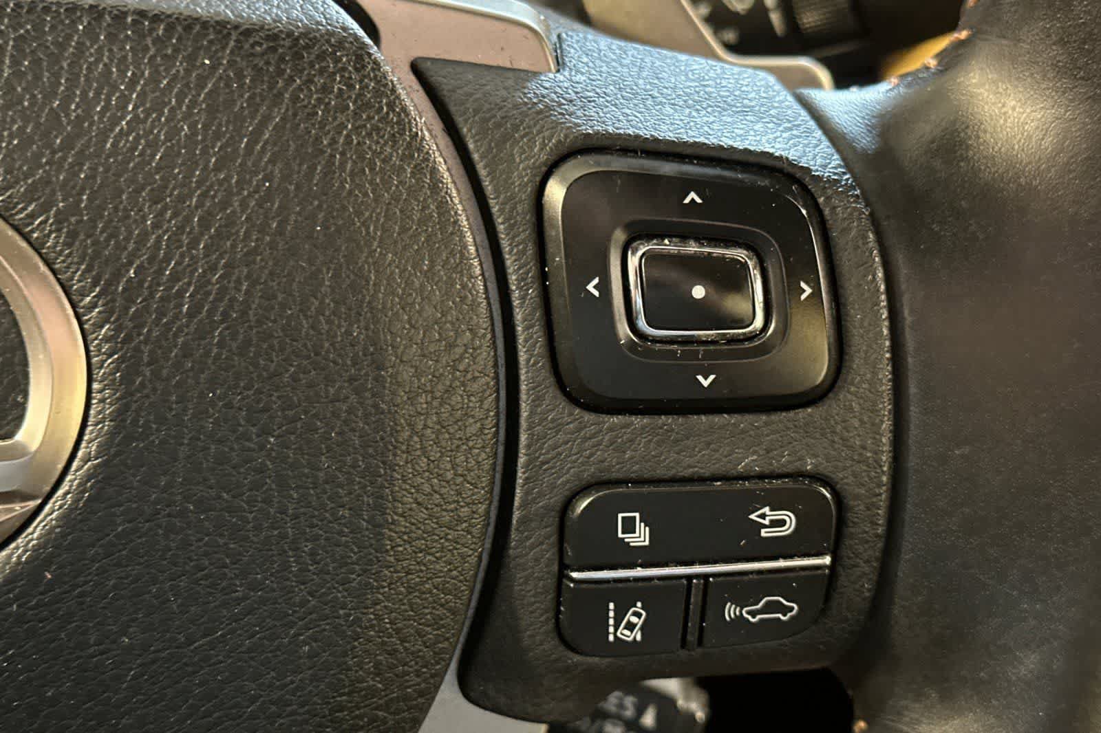 Used 2019 Lexus RC 300 w/ Premium Package RWD image 28